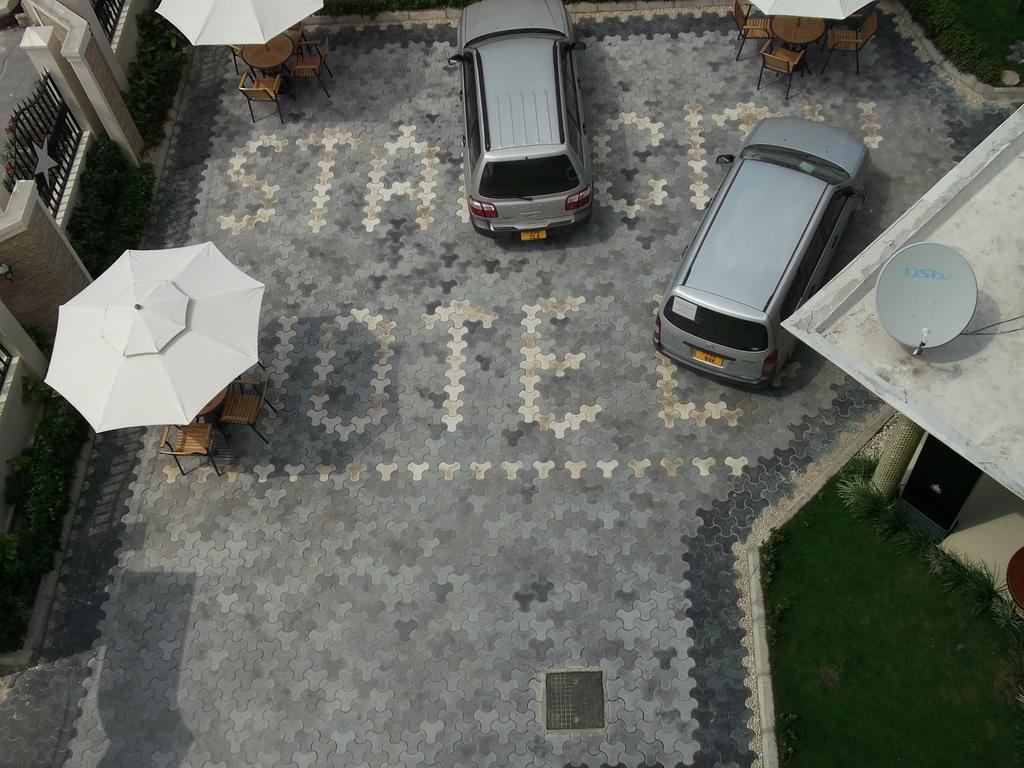 Star City Hotel ダル・エス・サラーム エクステリア 写真
